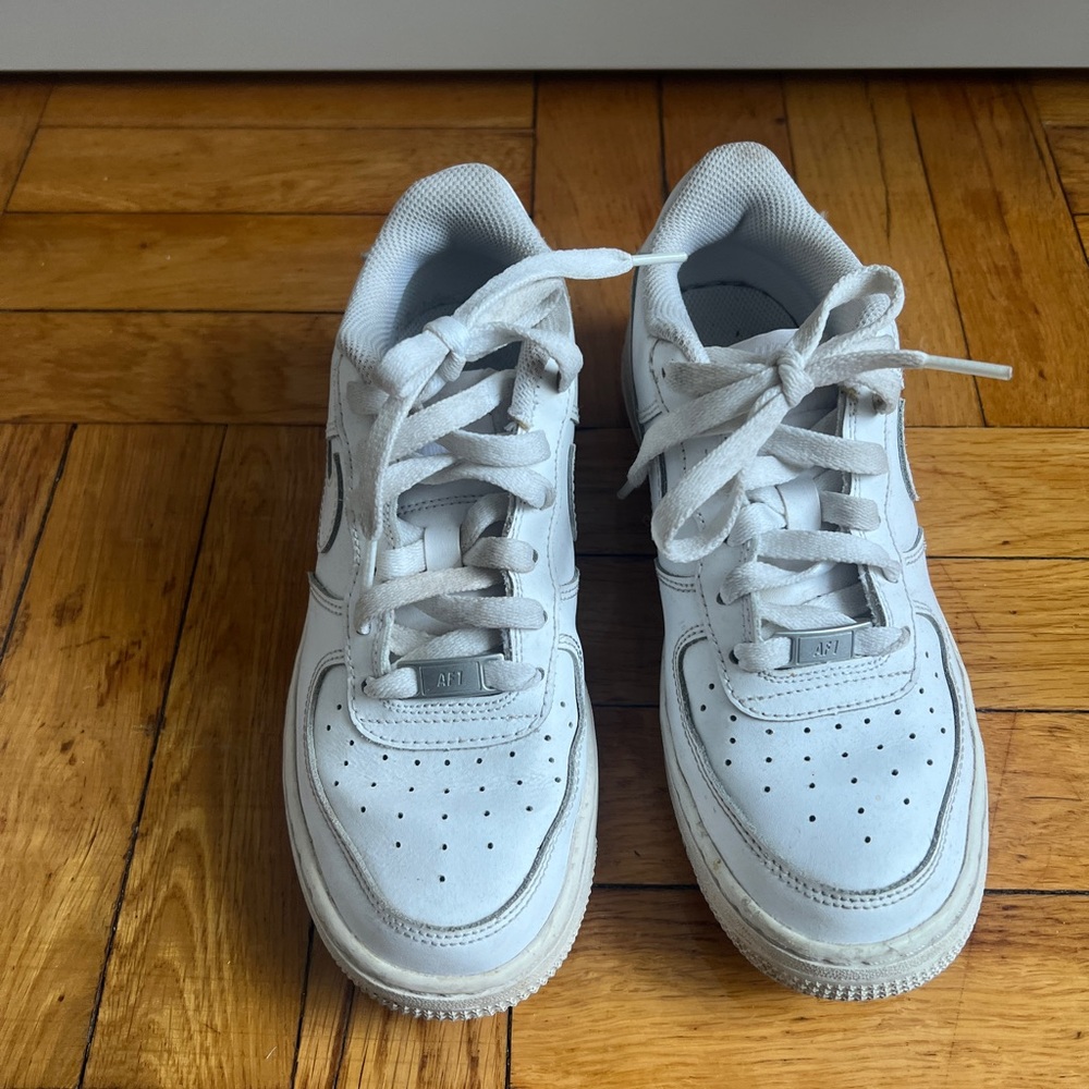 Nike White Women's Sneakers